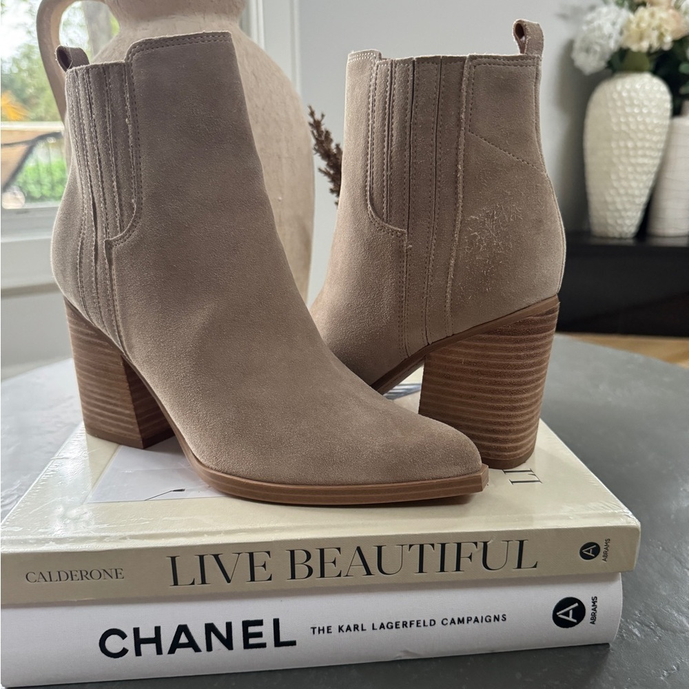 Marc fisher ltd oshay booties taupe size 8